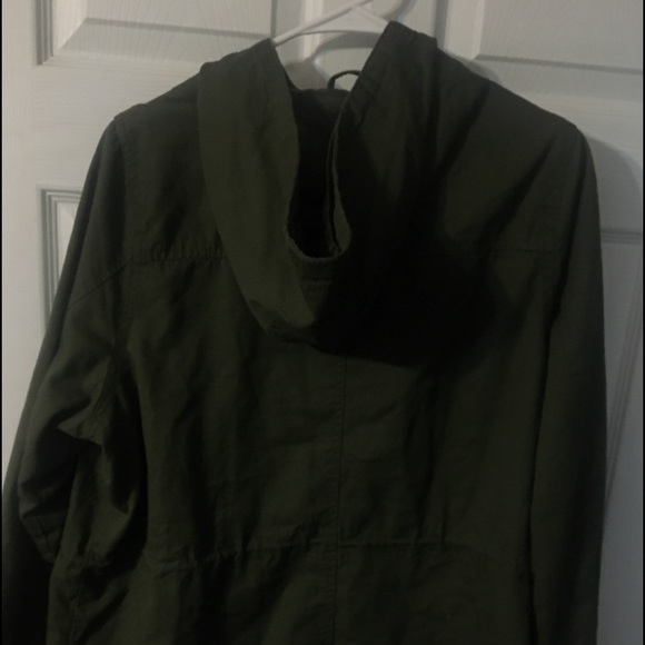 Light weight draw strong jacket - Picture 2 of 4